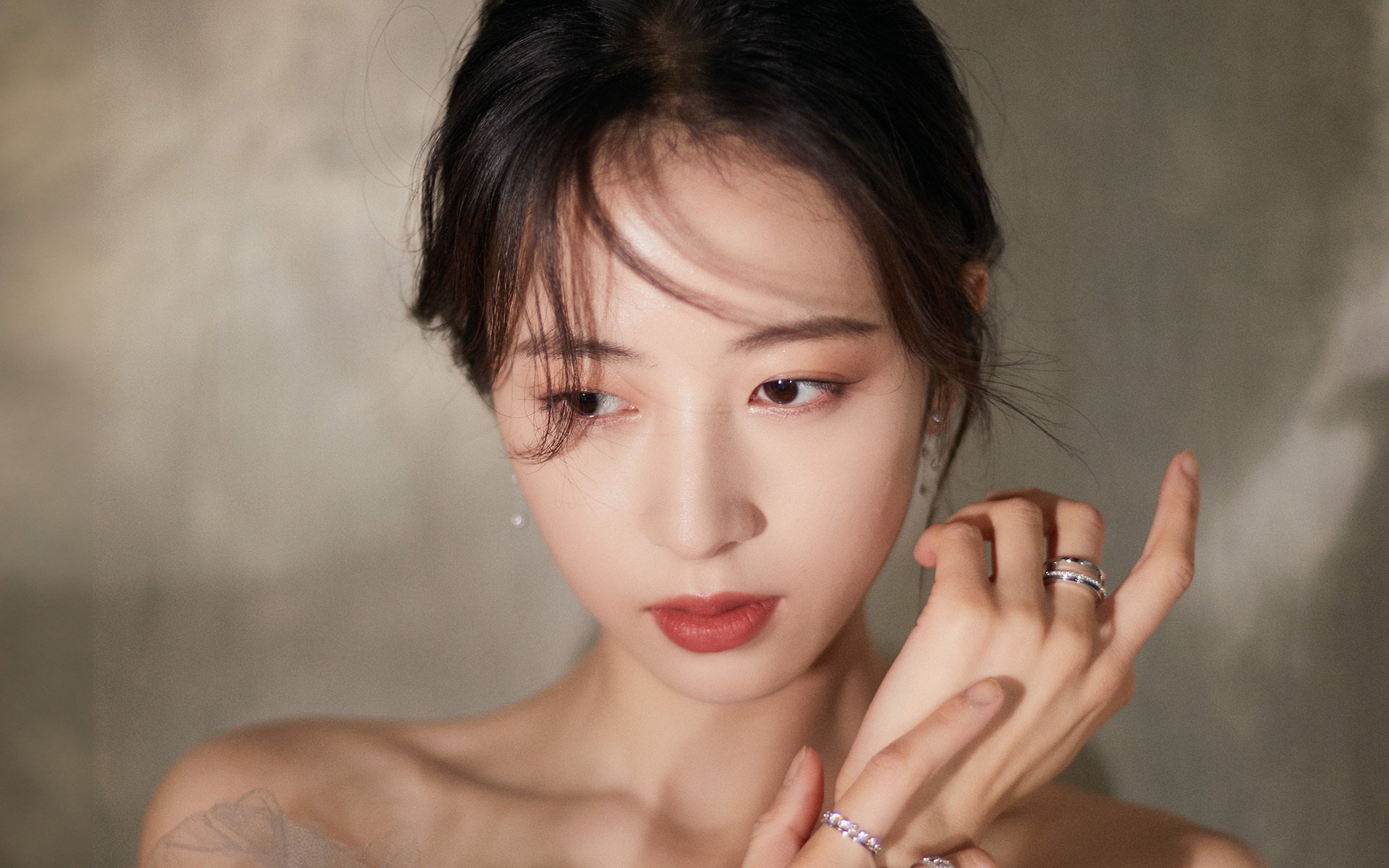 五大联赛冠军悬念是否能持续到最后一轮，五大联赛冠军次数排名